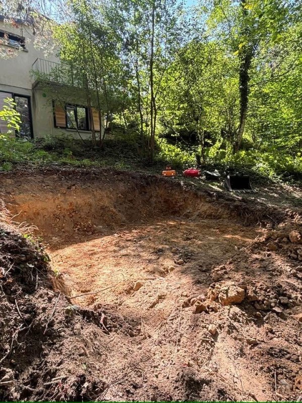 Pose d’un cabanon de jardin de 7,5m2 près de Bernay