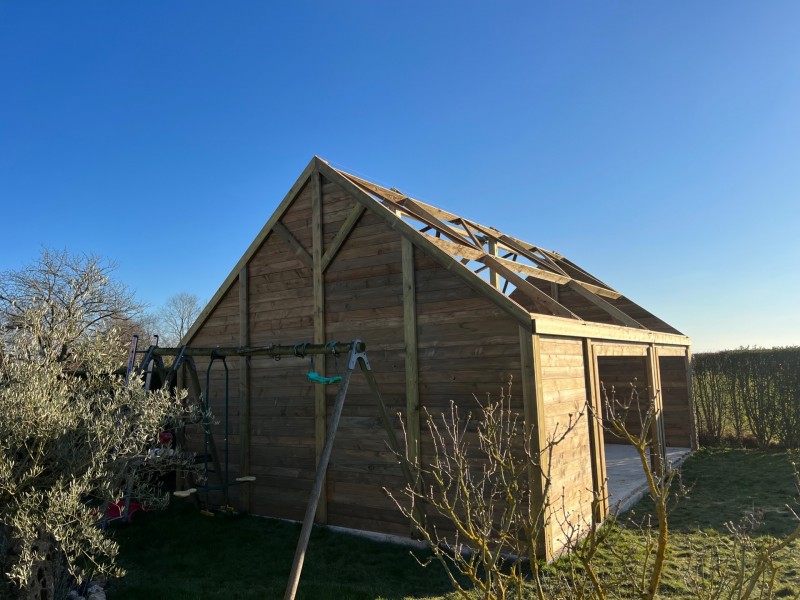 Garage double pente à Pont-Audemer