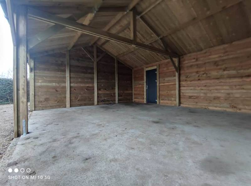 Pose d'un garage double pente 11,00x6,00