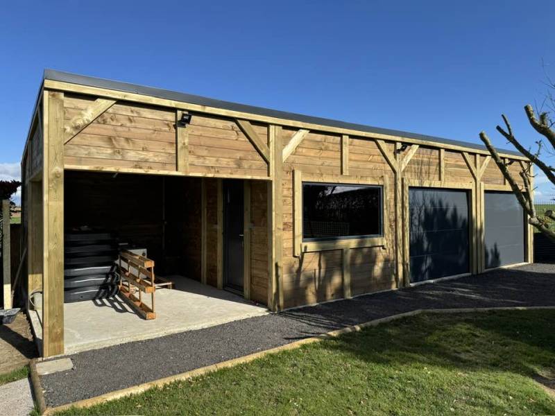 Garage et carport près de Vraiville