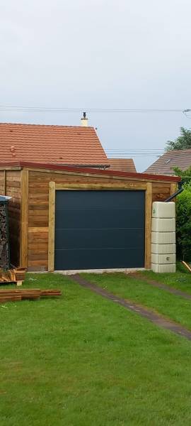 Garage monopente monté par notre client près de Bernay