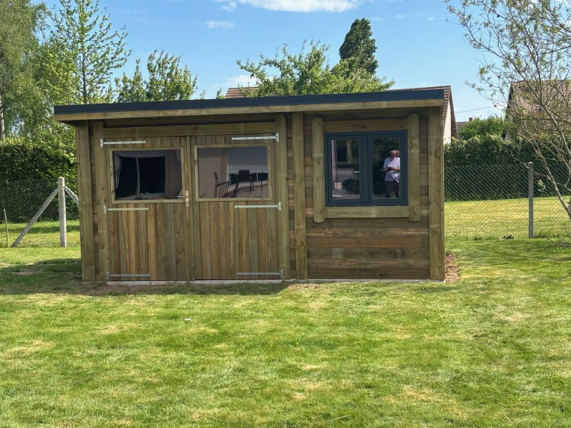 Abri de jardin de 16,5m2 