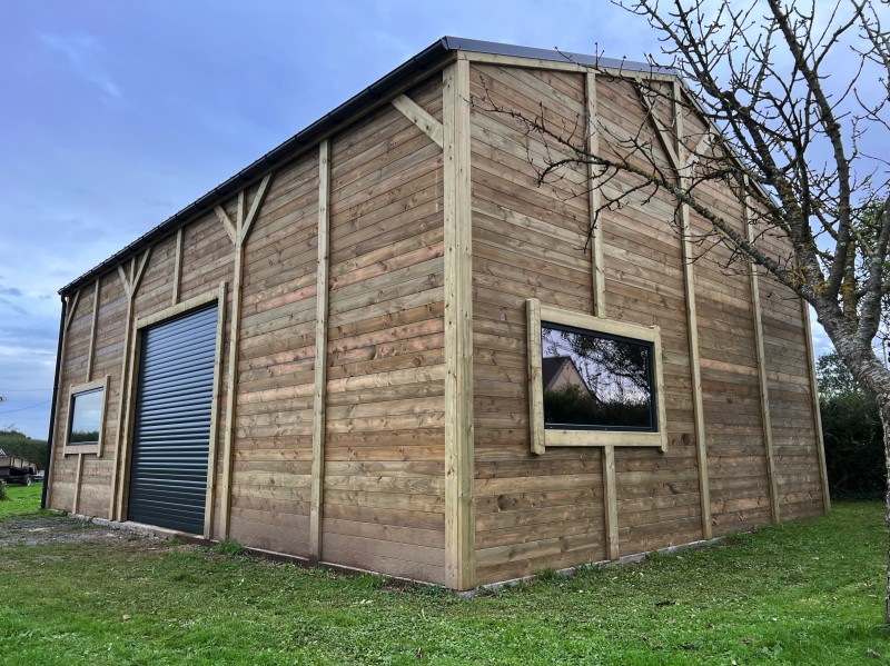 chantier réalisé à Bayeux garage double pente de 8,00x12,00 m