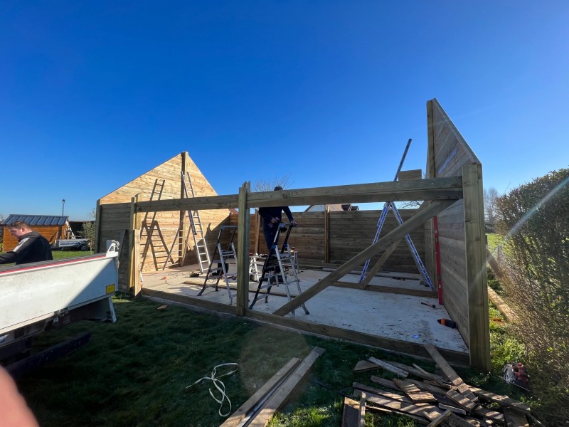 Garage double pente à Pont-Audemer