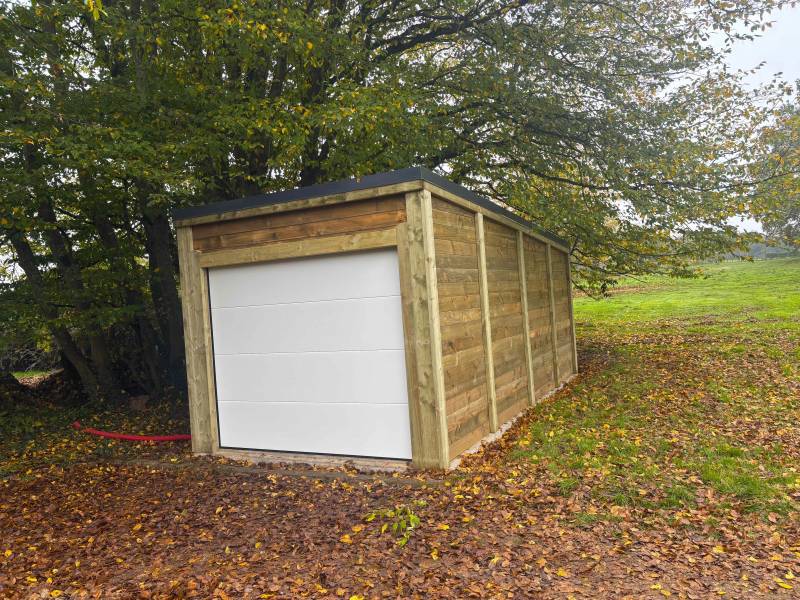 Pose d'un garage monopente de 18m2 près de Pacy-sur-Eure
