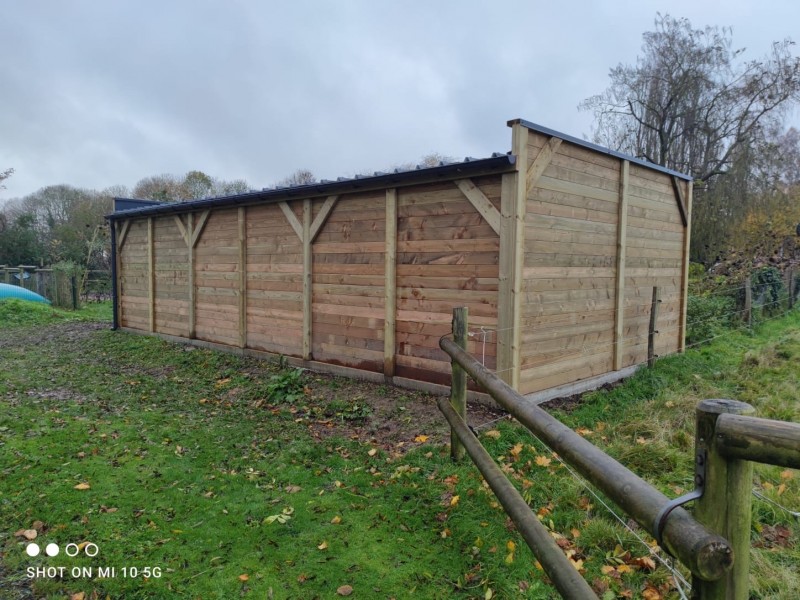 Garage toit plat de 5,00x10,00m sur la commune de Bourgtheroulde