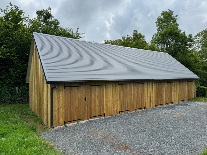 chantier réalisé à Deauville un beau garage de 6,50x15,00 m