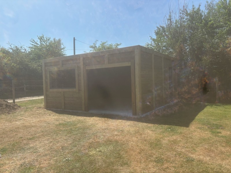 Garage faux toit plat de 36m2 près de La Haye Malherbe 
